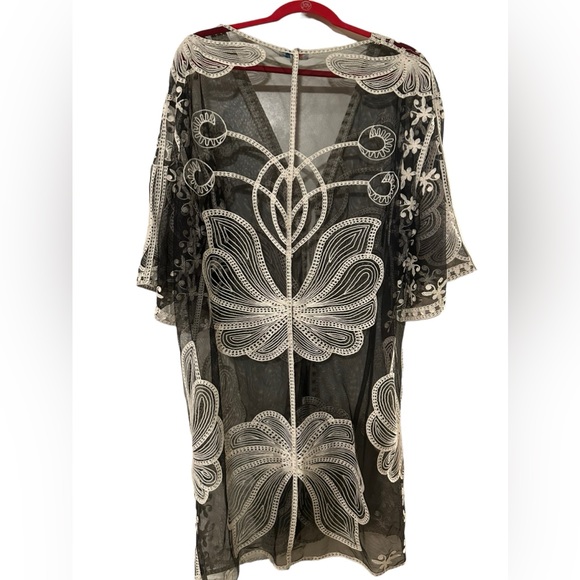 Netting and embroidery kimono - Picture 5 of 5